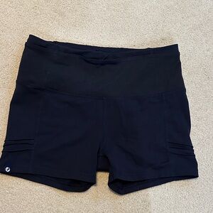 Oiselle sz 8 Navy Straightaway running shorts